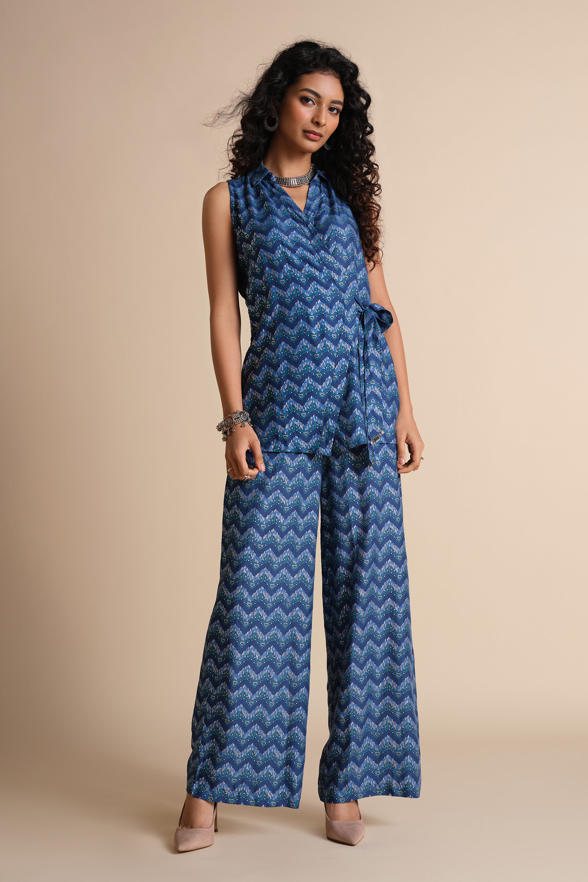Aasmani Chevron Wrap Co-ord, Blue, image 3